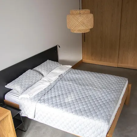 Apartment Kolejowa Point Dzierzoniow