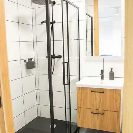 Kolejowa Point Apartment Dzierzoniow